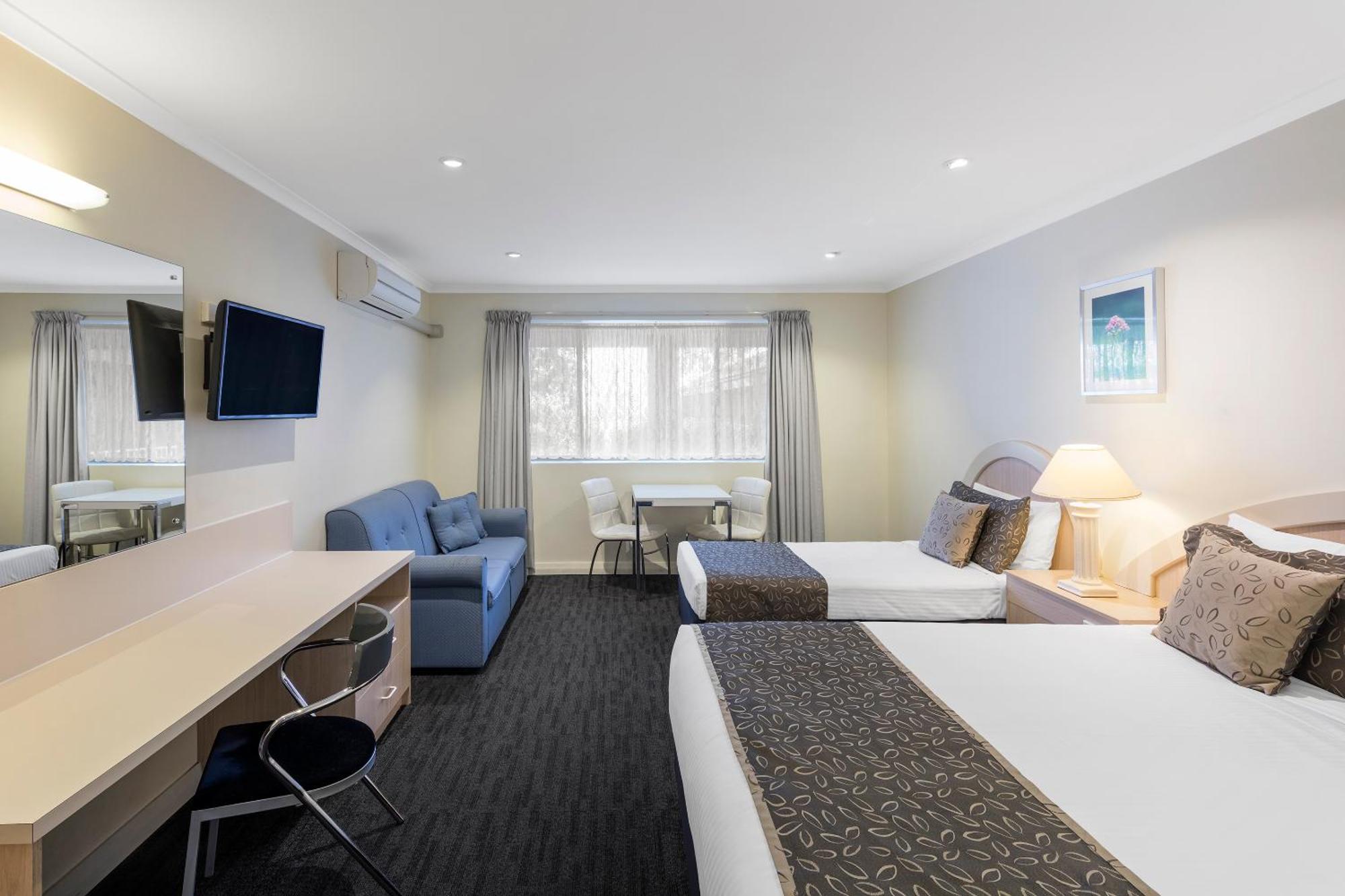 Adelaide Granada Motor Inn Bagian luar foto